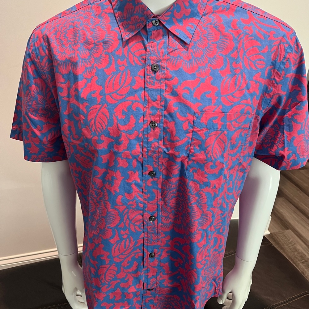 Amazon Essentials Button Down - Picture 1 of 11